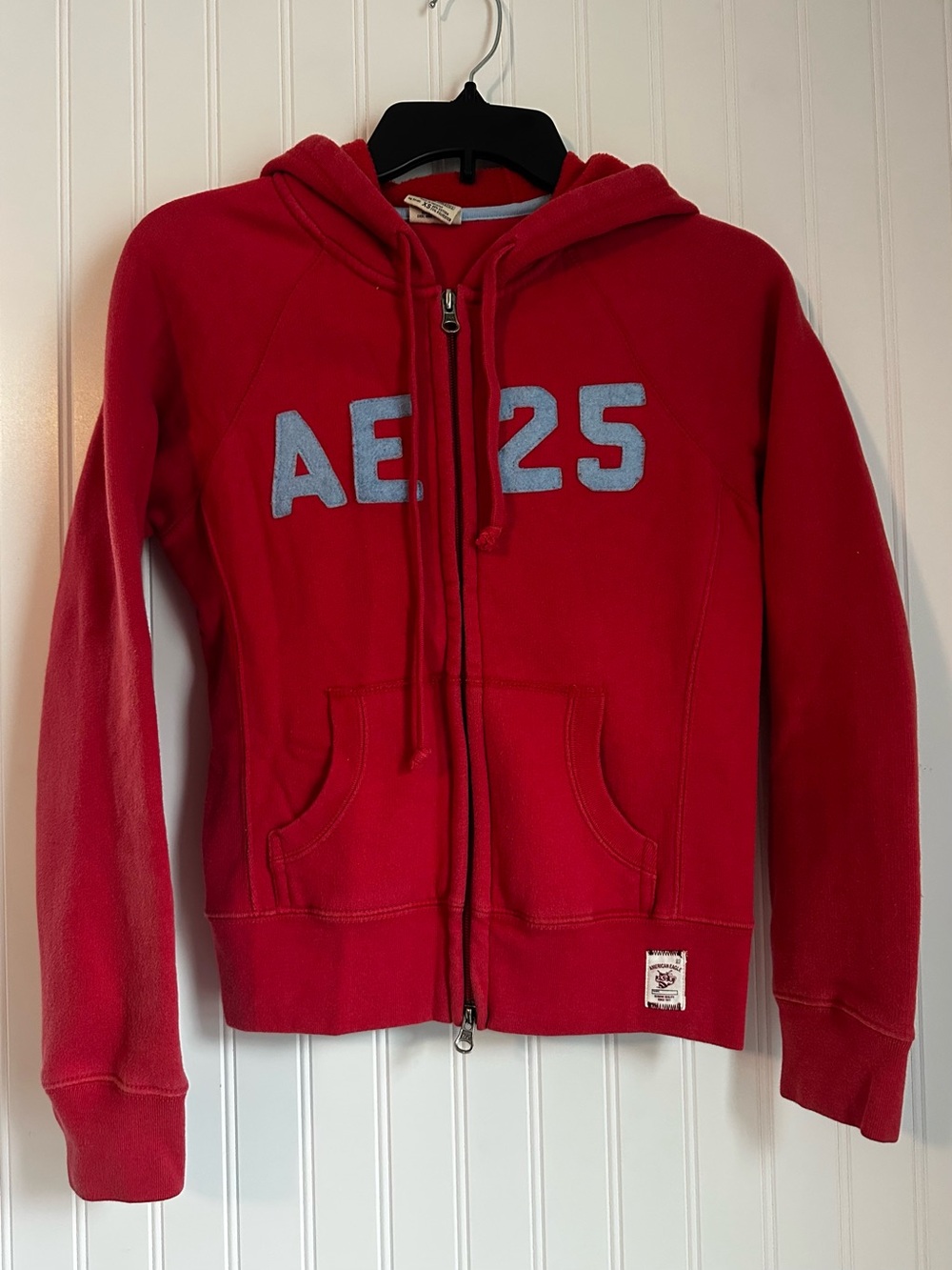 VINTAGE American Eagle Outfitters Red Zip-Up Hoodie with Light Blue AE 25